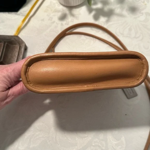 Coach Vintage Tango Flap‎ in Camel - Costa Rica 9049 - Picture 6 of 11